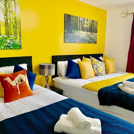 2 Bedrooms Modern Apartment, Lounge, Full Kitchen, Balcony, 5 Minutes Stratford Station London Eksteriør bilde