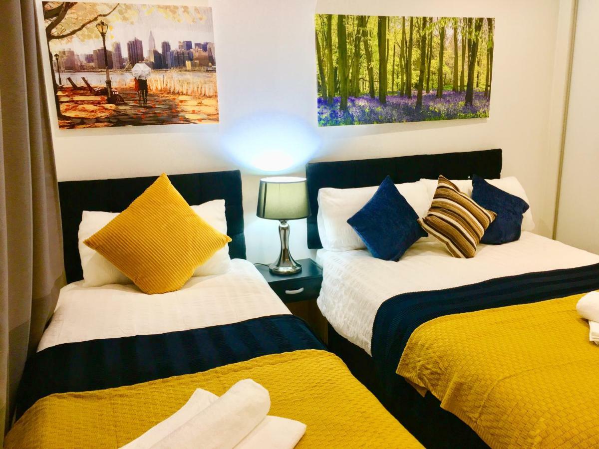 2 Bedrooms Modern Apartment, Lounge, Full Kitchen, Balcony, 5 Minutes Stratford Station London Eksteriør bilde