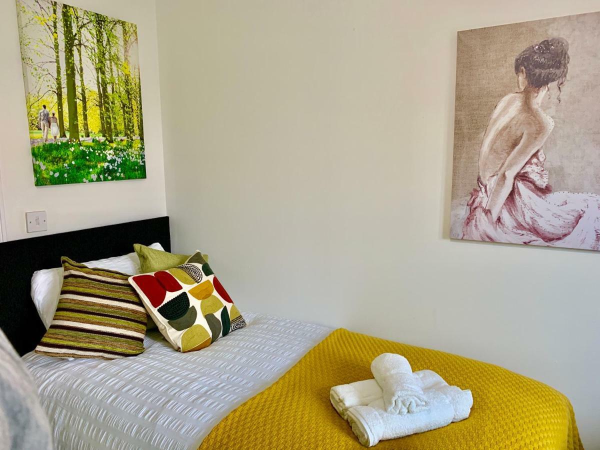 2 Bedrooms Modern Apartment, Lounge, Full Kitchen, Balcony, 5 Minutes Stratford Station London Eksteriør bilde