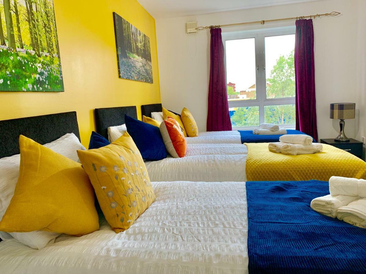 2 Bedrooms Modern Apartment, Lounge, Full Kitchen, Balcony, 5 Minutes Stratford Station London Eksteriør bilde